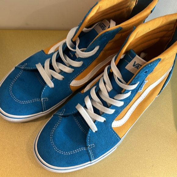 Hightop Suede Yellow and Blue Vans - Picture 5 of 10